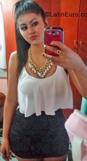Date this fun Argentina girl Gabriela from Yerba buena AR161