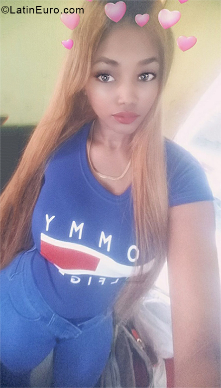 Date this fun Dominican Republic girl Anabell from Santo Domingo DO33342