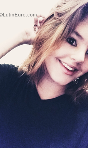 Date this happy Brazil girl Beccah from Sao Paulo BR10701