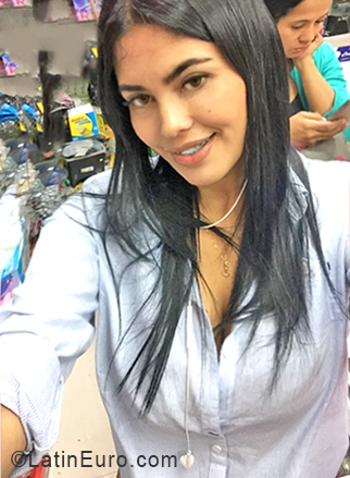 Date this athletic Colombia girl Kelly from Barranquilla CO24516