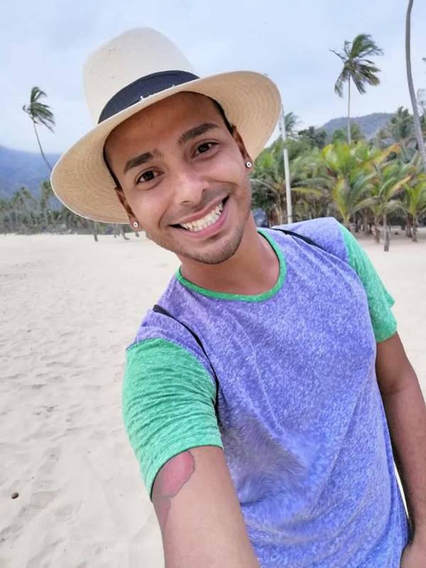 Date this gorgeous Mexico man Carlos from Mexico City MX1612