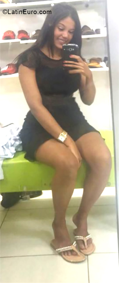 Date this stunning Brazil girl Joice from Olinda BR10712