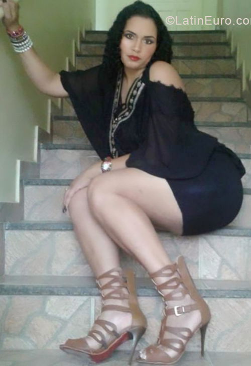 Date this young Brazil girl Luciene from Aimorés BR10713