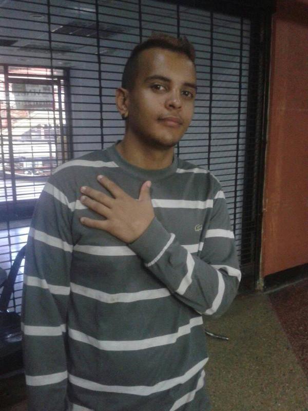 Date this cute Venezuela man Jhonny from Carcas VE1976