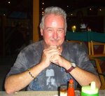 red-hot United States man Peter from Tampa US19645