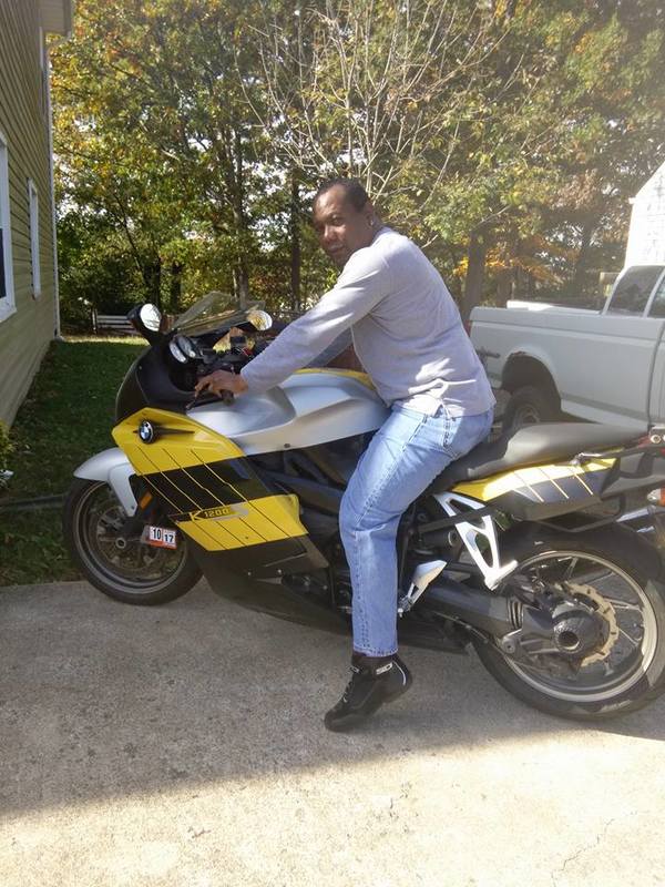 Date this happy United States man Lamcl from Culpeper US19649