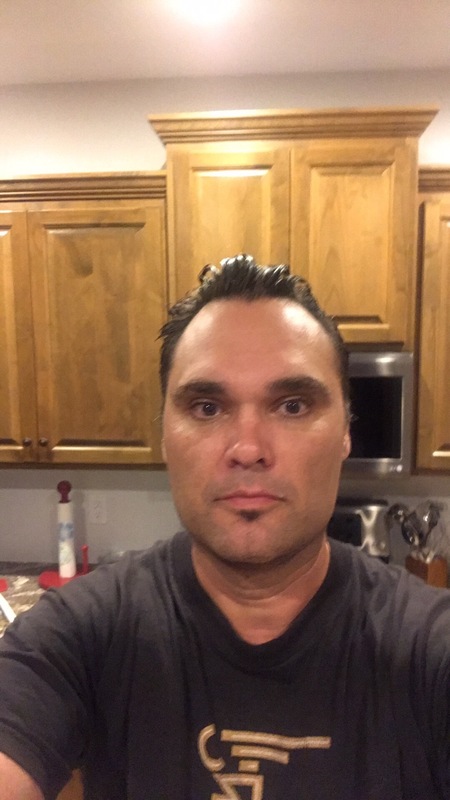 Date this tall United States man Craig from Royalton US19656