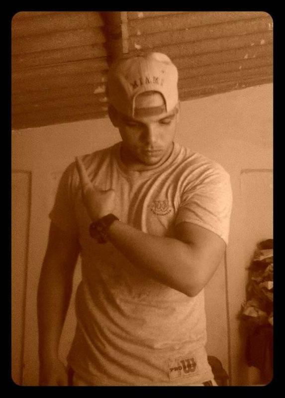 Date this young Cuba man Adrian Macias S from Pinar Del Rio CU437