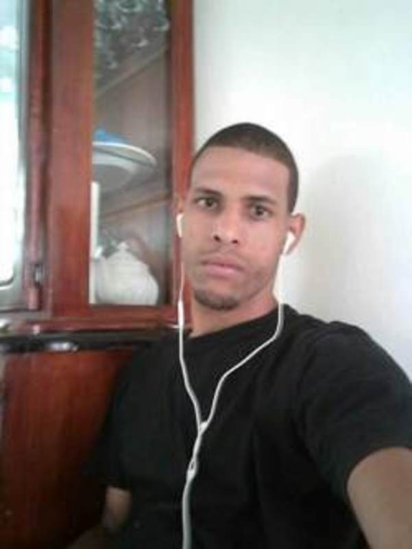 Date this cute Dominican Republic man Estarlin from La Vega DO33566