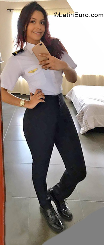 Date this hot Ecuador girl Jazmin from Puyo EC292