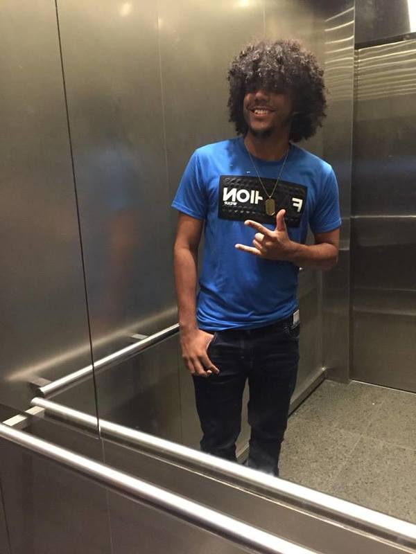 Date this hard body Dominican Republic man Roque from La Vega DO33603