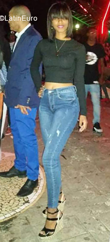Date this hot Dominican Republic girl Yailin from Hato Mayor Del Rey DO33648