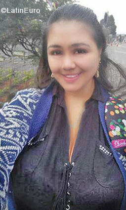 Date this cute Colombia girl Marisel from Tulua CO24728