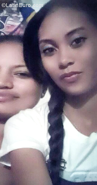 Date this young Colombia girl Sonia from Jamundi CO24791