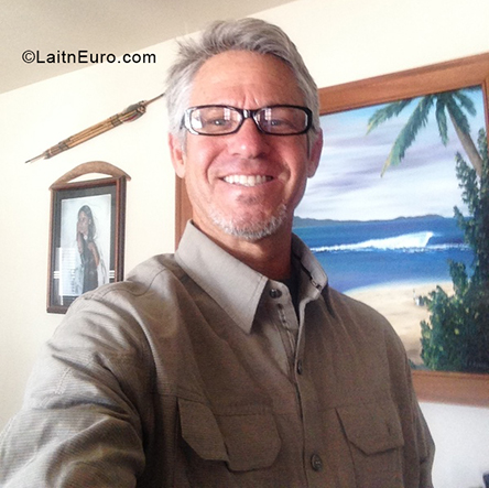 Date this athletic United States man Tortuga from Needles US19734