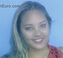 Date this nice looking Cuba girl Ruheine from Sagua La Grande CU471