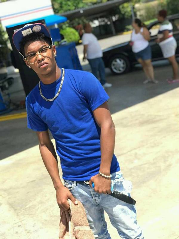 Date this cute Dominican Republic man Carlos from Santiago De Los Caballeros DO34016