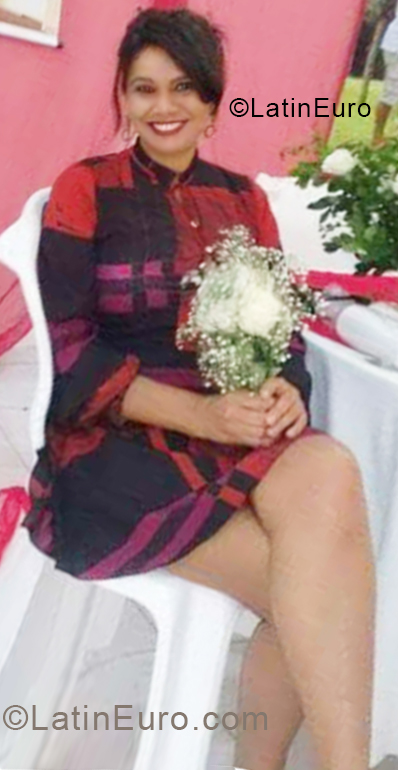 Date this fun Brazil girl Cissa from São Luís BR10779