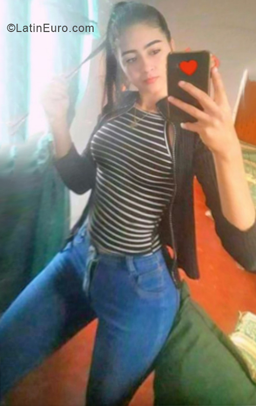 Date this young Venezuela girl ORIANGELA from Anaco VE2154