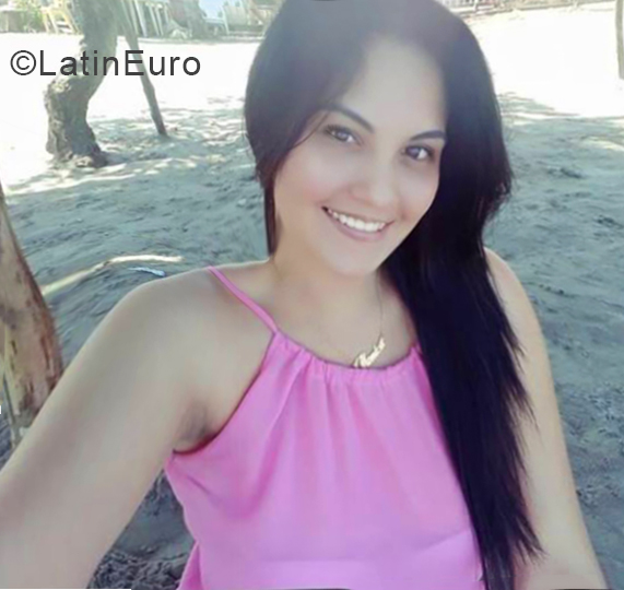 Date this athletic Colombia girl Moni from Sincelejo CO25018