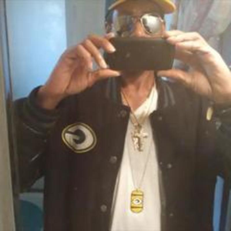 Date this sultry United States man Antonio39 from Kansas City US19823