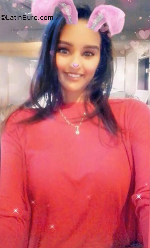 Date this cute Venezuela girl Maurine from Carupano VE2193