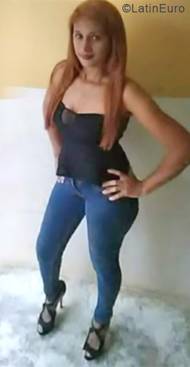Date this georgeous Dominican Republic girl Dulce from La Vega DO34266