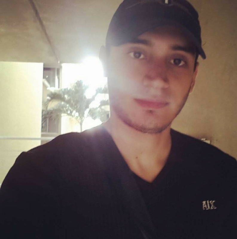 Date this lovely Venezuela man Jesus Alonso from Barcelona VE2212