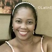Date this young Colombia girl Liliana from Cartagena CO25113