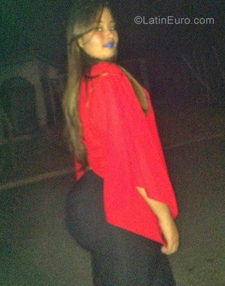 Date this voluptuous Dominican Republic girl Rosalidia from Santiago DO34514