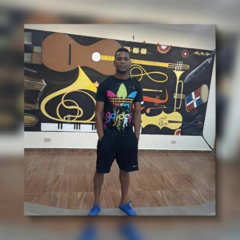 Date this stunning Dominican Republic man Robert from San Pedro DO34735