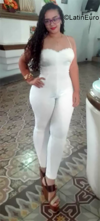 Date this georgeous Venezuela girl Stefany from Barquisimeto VE2378