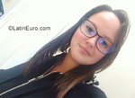 stunning Colombia girl Geraldine from Bogota CO25419