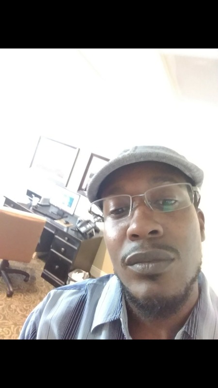 Date this hot United States man Sicarri from Kansas City US20009