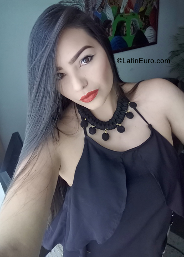 Date this hot Venezuela girl Fima from San Cristobal VE2415