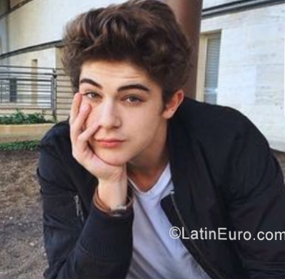 Date this nice looking Argentina man Massi from Pergamino AR196