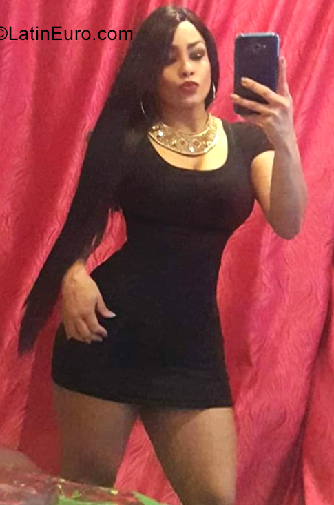 Date this good-looking Colombia girl SuperSay from Bogota CO25618