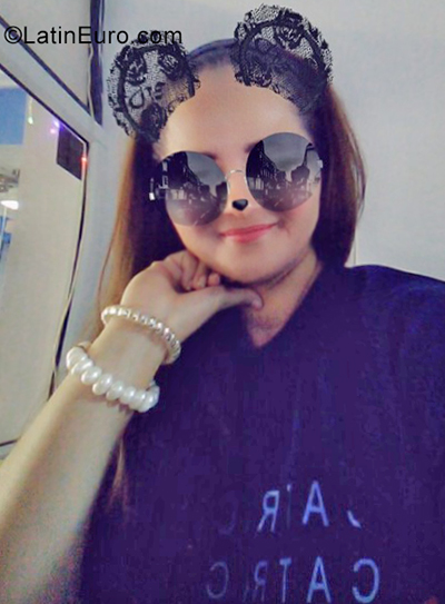 Date this attractive Honduras girl Gloria from Choluteca HN2670