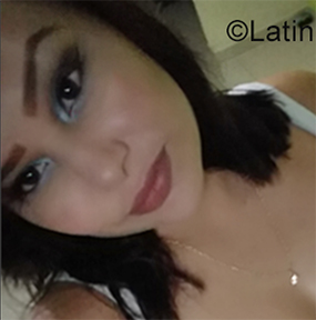 Date this sensual Venezuela girl Naryn from Valencia VE2562