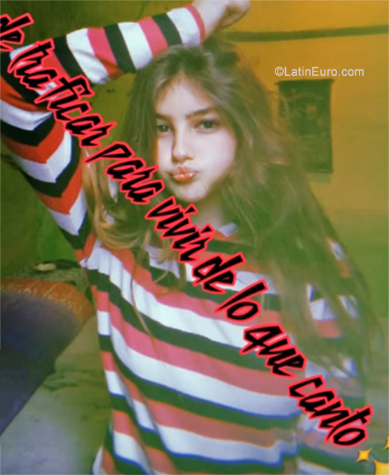 Date this sensual Argentina girl Sofia from Buenos Aires AR211