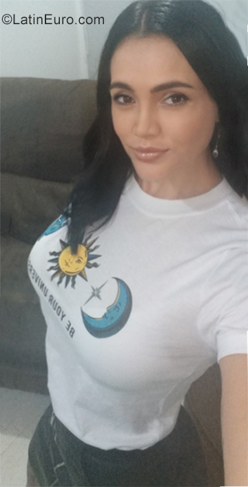 Date this charming Colombia girl Viviana from Cartago CO25828