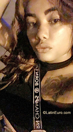 Date this pretty Dominican Republic girl Sukie from Santiago DO35589