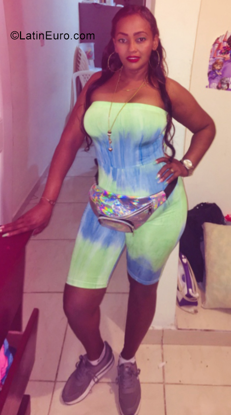 Date this pretty Dominican Republic girl Jossy from San Pedro de Marcoris DO35595