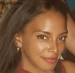 luscious Cuba girl Yune from Havana CU562