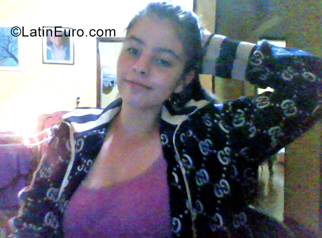 Date this gorgeous Paraguay girl Brisa from Ca r apegua PY24