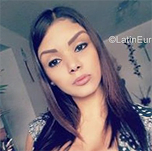 Date this sensual Venezuela girl Arye from Caracas VE2586