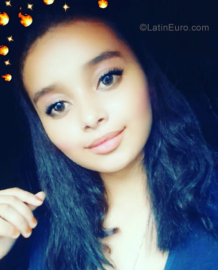 Date this athletic Panama girl Cassi from Panama City PA1163