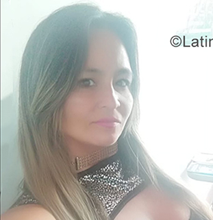 Date this good-looking Colombia girl Sandra from Manizales CO25877