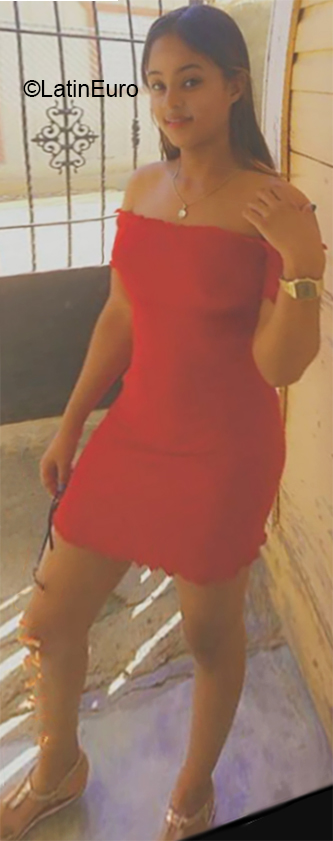 Date this delightful Dominican Republic girl Sheyla from Mao Valverde DO35794