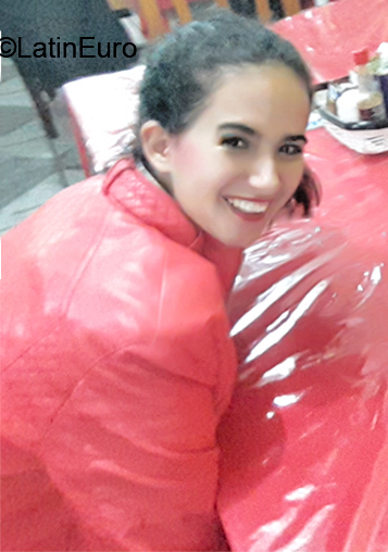 Date this cute Brazil girl Daniela from Campos do Jordao BR10981